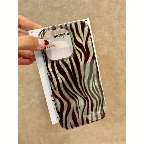 Apple iPhone 16 Pro Max Chic Zebra Stripe Metallic Silver Protection phone case - Picture 3 of 4